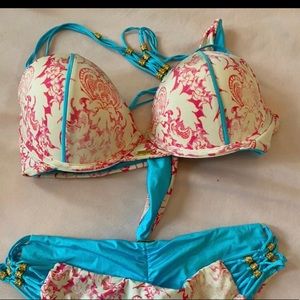 Beach bunny bikini. L Top M Bottom